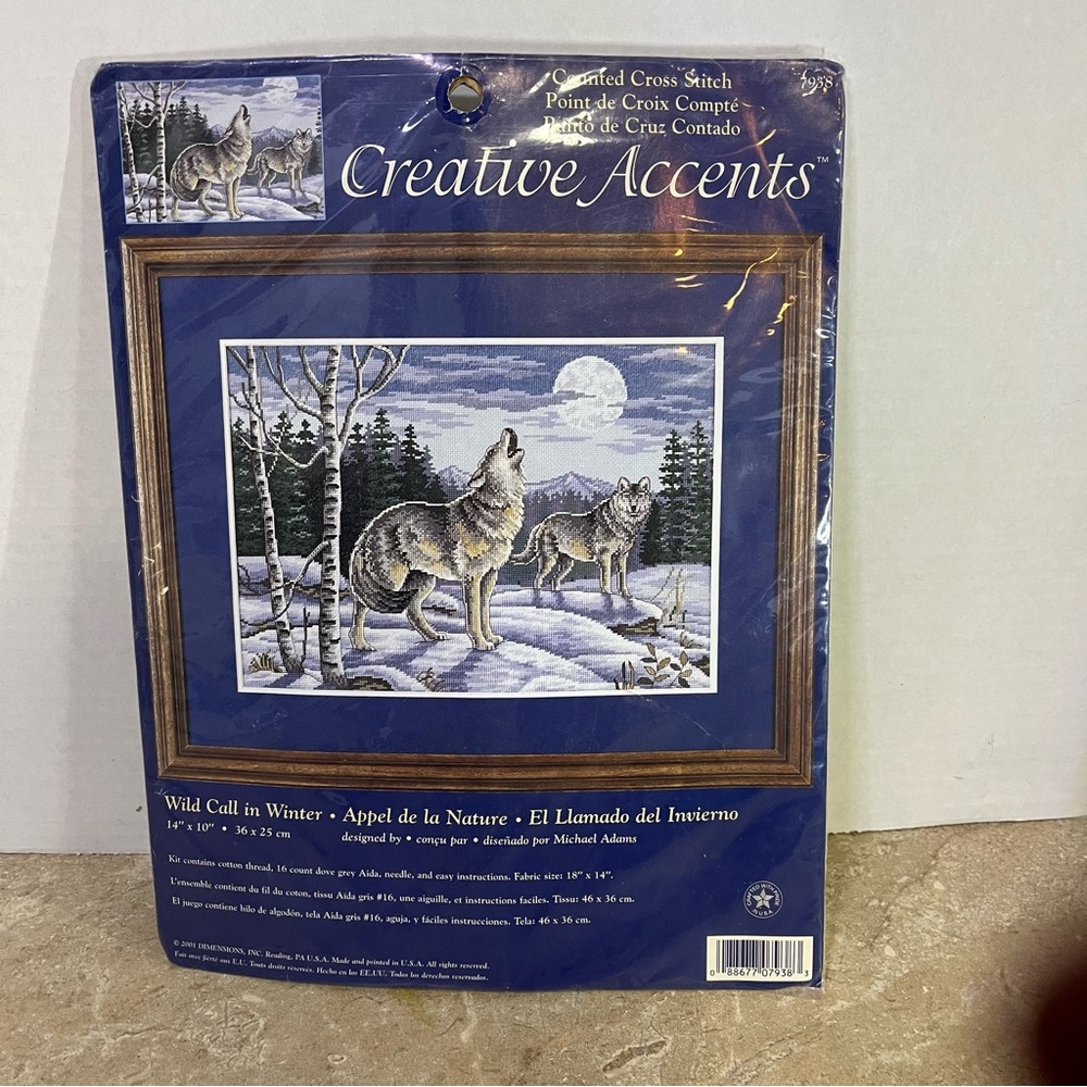 Creative Accents Wolf Cross Stitch Kit - Blue and White